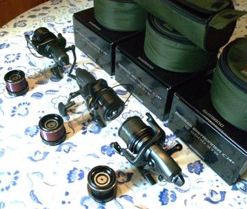 3 Moulinets Shimano Débrayable Medium Baitrunner CI4+ XT-B L, Enlèvement ou Envoi, Comme neuf, Moulinet