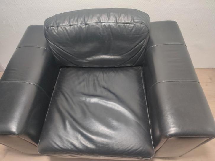 Fauteuil solitaire en cuir brun très foncé, Huis en Inrichting, Fauteuils, Zo goed als nieuw, Hout, Leer, Ophalen
