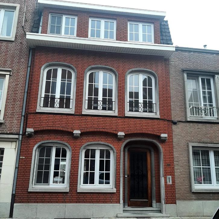 Huis 4/5 slk centrum Tienen met garage en tuin, Immo, Huizen te huur, Provincie Vlaams-Brabant, Tussenwoning, Direct bij eigenaar
