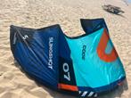 Slingshot Code V2 7m (2025), Watersport en Boten, Kitesurfen, Ophalen of Verzenden, Nieuw, 7 m², Kite