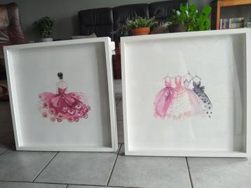 2 fotolijsten met poster - 52,5 x 52,5 cm -ikea beschikbaar voor biedingen