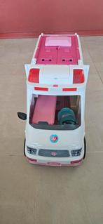 Barbie ziekenwagen en barbie mobilhome, Kinderen en Baby's, Ophalen