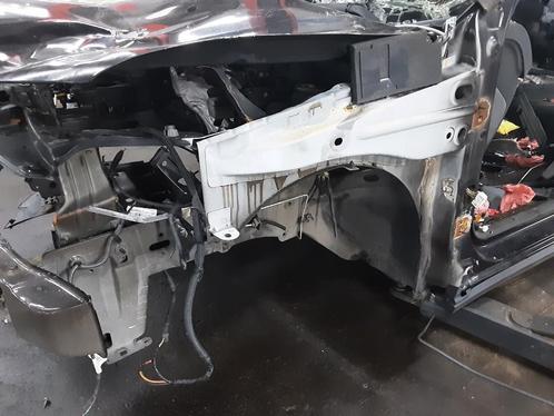 BINNENSPATSCHERM LINKS VOOR Dacia, Auto-onderdelen, Carrosserie, Spatbord, Dacia, Voor, Links, Gebruikt