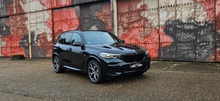 BMW X5 xDrive45e M PACK/LED/360/ACC/HUD/KEYLESS/DISP. KEY, Auto's, BMW, Bedrijf, X5, 360° camera, 4x4, Achteruitrijcamera, Adaptieve lichten