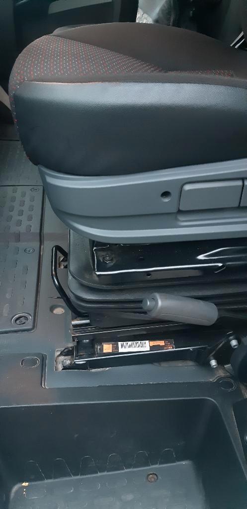 SIÈGE CONDUCTEUR SUSPENDU FIAT DUCATO CITROEN PEUGEOT, Caravanes & Camping, Camping-cars, Particulier, Fiat, Fiat, Enlèvement ou Envoi