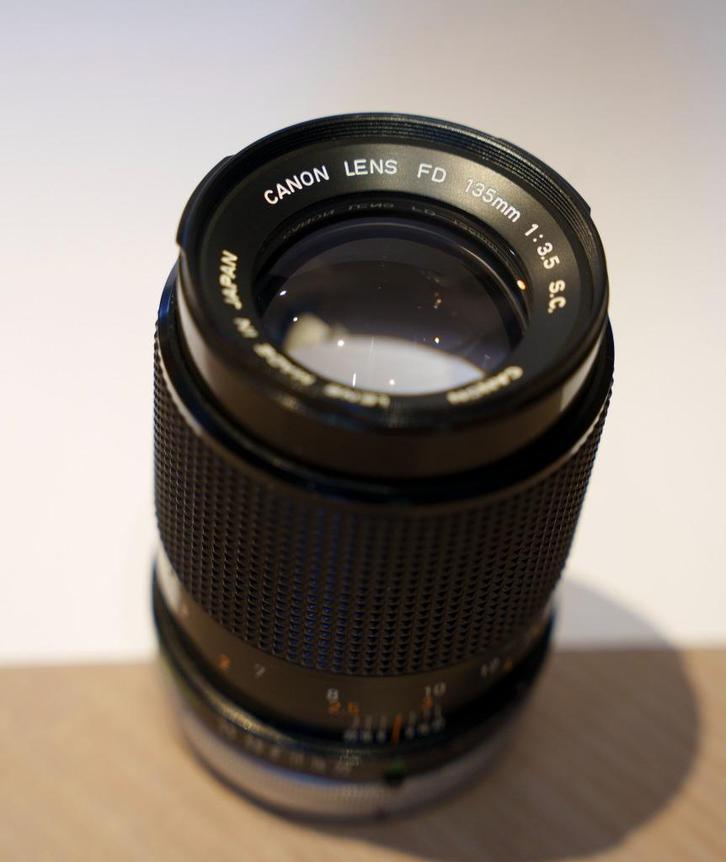 Canon FD 135mm f/3.5, Audio, Tv en Foto, Fotocamera's Analoog, Zo goed als nieuw, Spiegelreflex, Canon, Ophalen of Verzenden