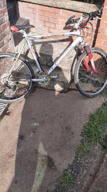 vélo vtt beschikbaar voor biedingen