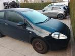 Fiat Punto 2010 en parfait état 209 000 km peuvent être insp, Autos, Fiat, Euro 5, Achat, Boîte manuelle, Noir