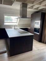 Keuken met kookeiland incl. toestellen - zelf uit te breken, Huis en Inrichting, Keuken | Complete keukens, Ophalen, Hoekkeuken