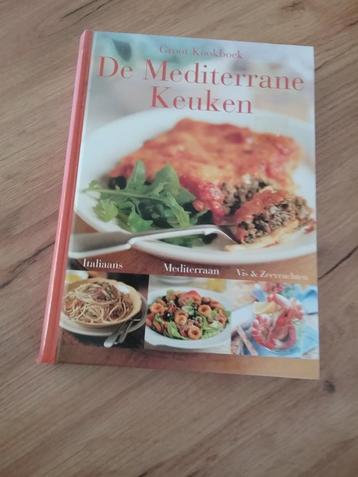 De Mediterrane Keuken (groot kookboek) beschikbaar voor biedingen