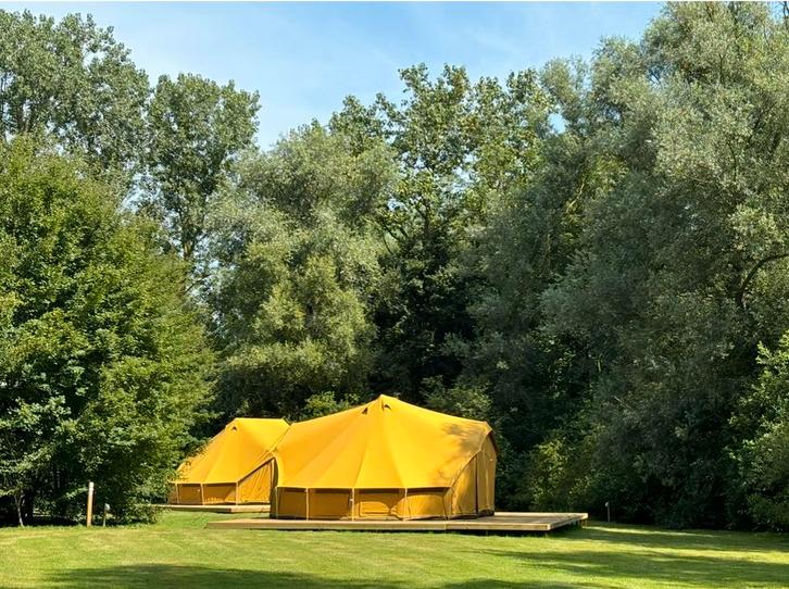 Billy-Joe double bell tent 7.2 met inboedel!, Caravans en Kamperen, Tenten, meer dan 6, Zo goed als nieuw, Ophalen