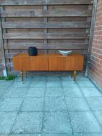 Vintage Scandinavisch dressoir/tv-meubel, Huis en Inrichting, Ophalen, Zo goed als nieuw, Teakhout
