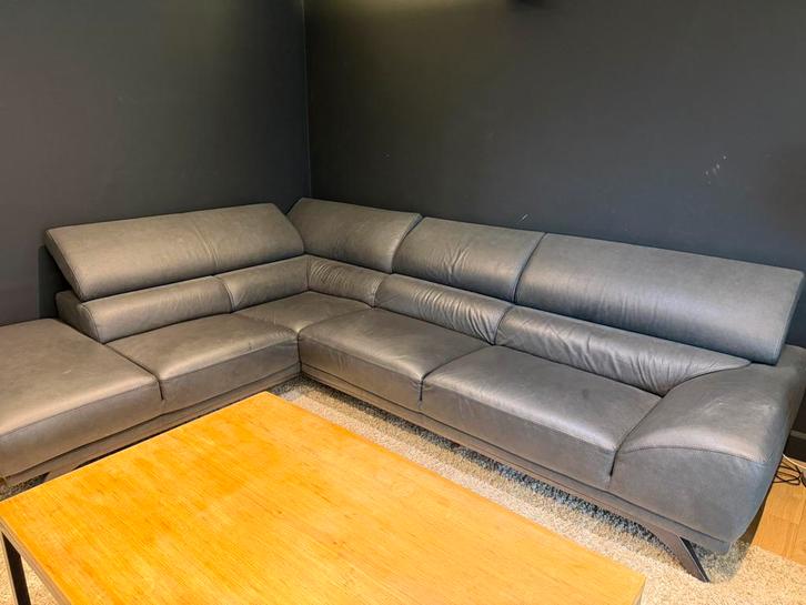 Roche Bobois - Lederen hoekzetel, Huis en Inrichting, Zetels | Complete zithoeken, Gebruikt, Ophalen