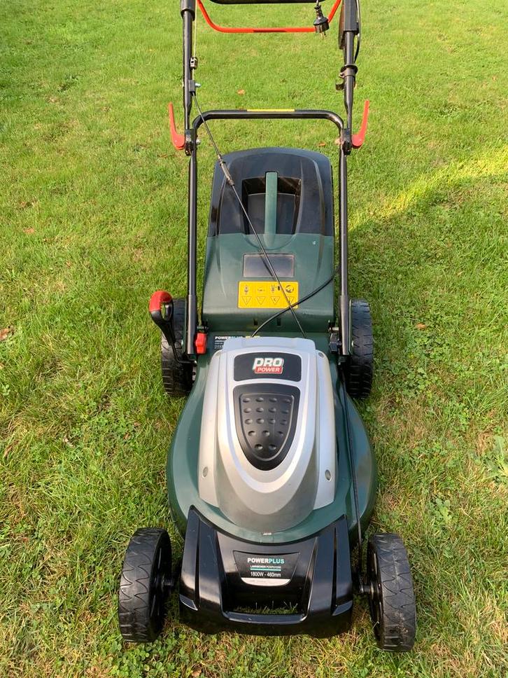 A vendre tondeuse à gazon électrique AUTOTRACTÉE, Jardin & Terrasse, Tondeuses à gazon, Utilisé, Enlèvement