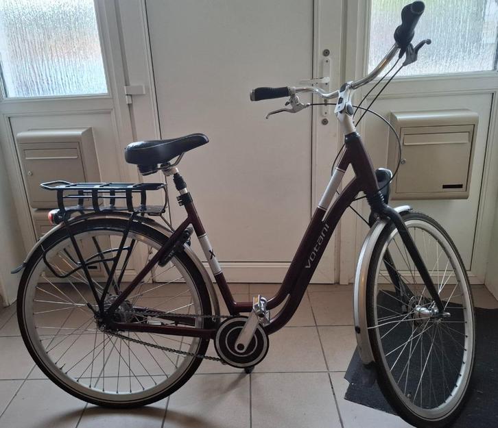 Votani (Anti-lekrijbanden, alu frame, Shimano, Schijfremmen), Fietsen en Brommers, Fietsen | Dames | Damesfietsen, Gebruikt, Overige merken