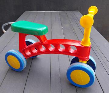 Petit vélo beschikbaar voor biedingen
