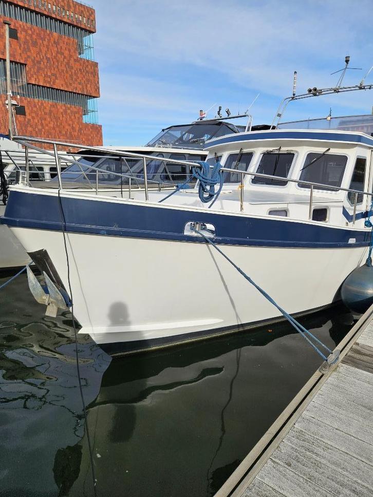 Motorboot te koop, Watersport en Boten, Motorboten en Motorjachten, Gebruikt, Staal, 9 tot 12 meter, Diesel, Binnenboordmotor