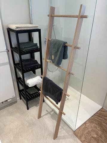 Badkamerladder La Redoute licht hout - Nieuwprijs €89 beschikbaar voor biedingen