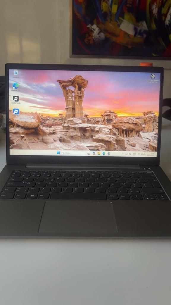 Lenovo computer, Computers en Software, Windows Laptops, Zo goed als nieuw, 14 inch, 2 tot 3 Ghz, 8 GB, Ophalen of Verzenden