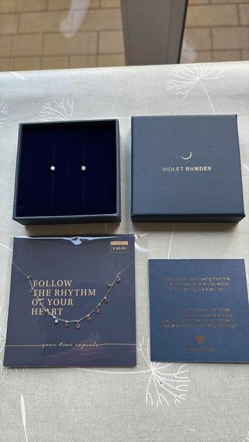 Bijoux, boucles d'oreilles et collier - VIOLET HAMDEN NEUF, Neuf, Enlèvement ou Envoi, Réglable, Argent