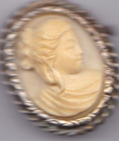 Broche parfait état + de 100 ans matière rare, Bijoux, Sacs & Beauté, Broches, Comme neuf, Autres matériaux, Beige, Enlèvement ou Envoi