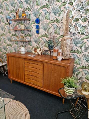 Vintage Deens design dressoir / sideboard Dyrlund beschikbaar voor biedingen