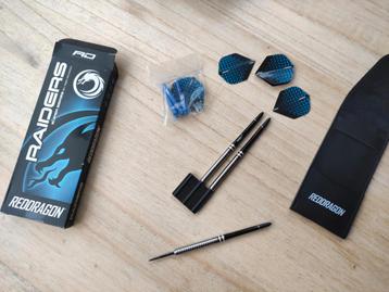Red dragon Raiders darts pijlen beschikbaar voor biedingen