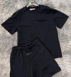 Essentials Zomerset, Ophalen of Verzenden, Zo goed als nieuw
