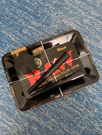 RAW Roken Kit beschikbaar voor biedingen