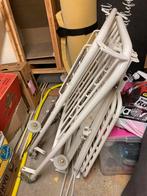 Retro metalen babybed op hoogte op wielen, Ophalen, Gebruikt, Overige typen