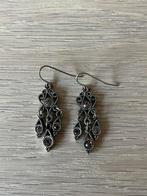 Oorbellen - Zilver met lichtroze steentjes, Overige materialen, Ophalen of Verzenden, Zilver, Hangers