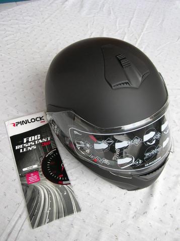 HELM disponible aux enchères