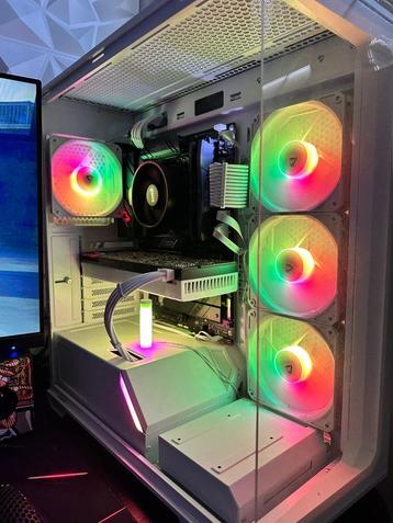 Gaming pc AM5 beschikbaar voor biedingen