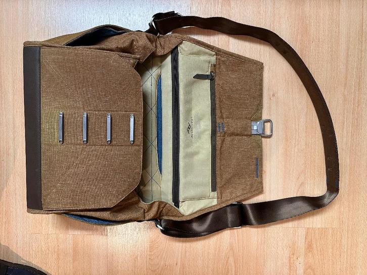 Peak Design Everyday Messenger 13L – fototas – goede staat, TV, Hi-fi & Vidéo, Photo | Sacs pour appareil, Utilisé, Sac à bandoulière