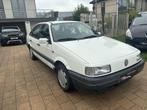 Volkswagen passat oldtimer 1800 cc benzine, Auto's, Volkswagen, Wit, Bedrijf, Blauw, Passat
