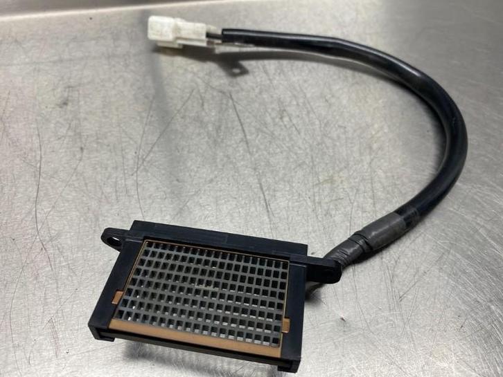 KACHELRADIATEUR Pajero Canvas Top (V6 / 7) (|0971000190|), Auto-onderdelen, Airco en Verwarming, Mitsubishi, Gebruikt