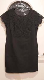 Four Roses zwarte jurk met kant mt 5 , mt 42/44, Belgisch, Taille 42/44 (L), Enlèvement ou Envoi, Au-dessus du genou, Comme neuf