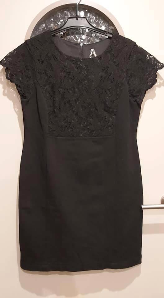 Four Roses zwarte jurk met kant mt 5 , mt 42/44, Belgisch, Kleding | Dames, Jurken, Zo goed als nieuw, Maat 42/44 (L), Zwart, Boven de knie