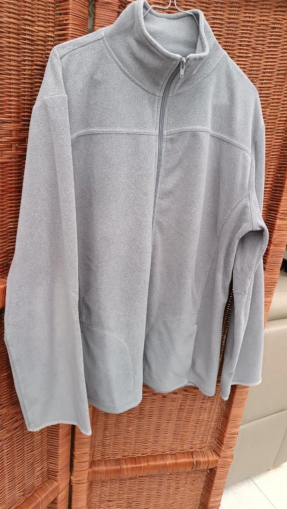 Donkergrijs fleecevest met ritssluiting maat 50/52, Kleding | Dames, Homewear, Grijs, Ophalen