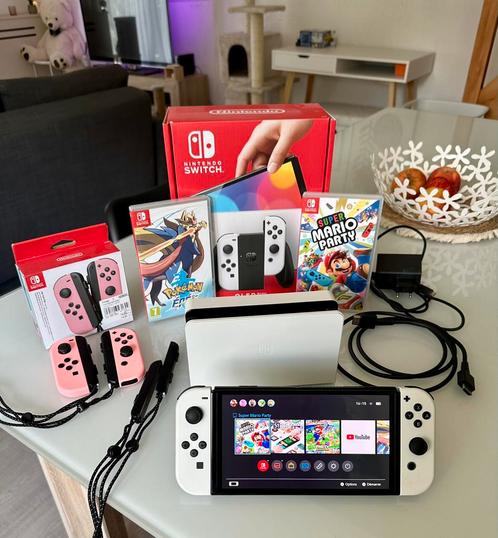 Nintendo Switch Oled White, Consoles de jeu & Jeux vidéo, Consoles de jeu | Nintendo Switch, Comme neuf, Switch OLED, Avec 3 manettes ou plus