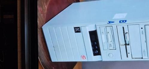 Recherche vielle tour pc vintage ATX, Computers en Software, Computerbehuizingen, Ophalen