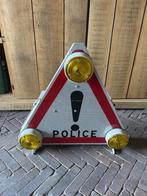 Verplaatsbaar verkeersbord Franse politie., Ophalen