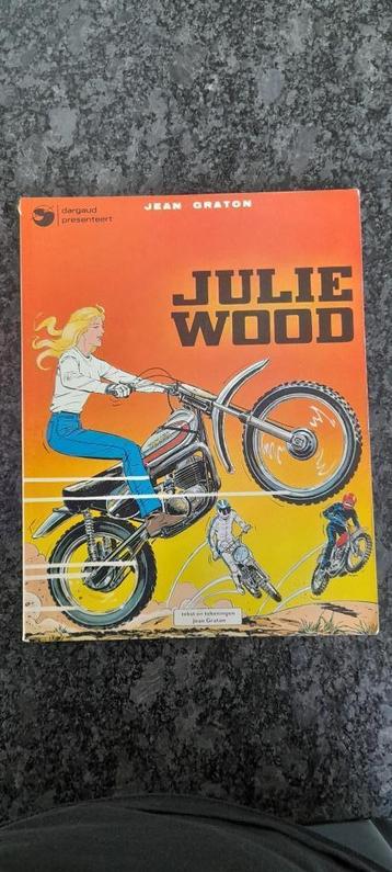 Julie Wood ( Complete serie ) 8 stuks.