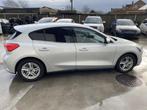 Ford Focus Cool&Connect (bj 2020), Auto's, Ford, Te koop, Zilver of Grijs, Stadsauto, Benzine