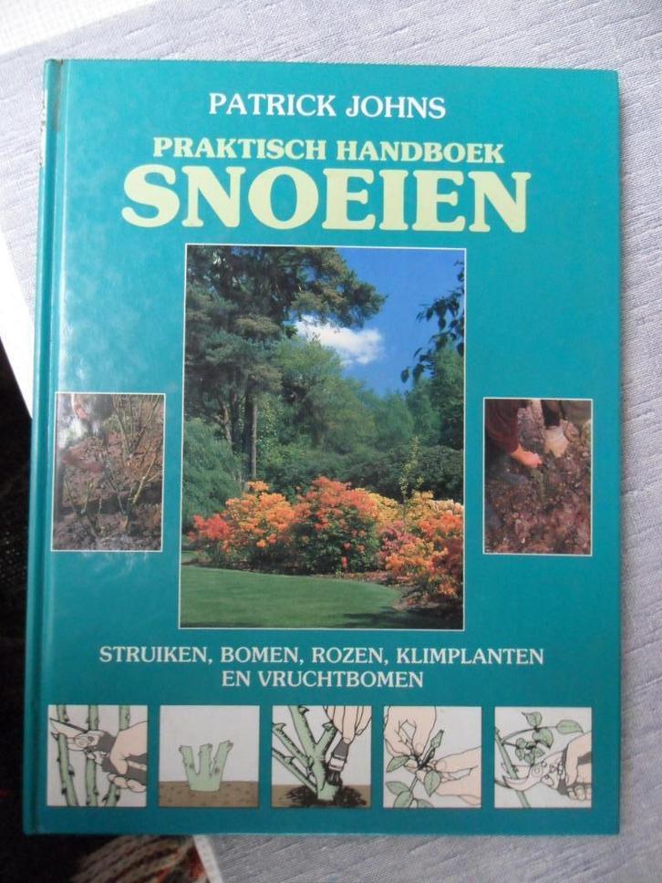 praktisch handboek snoeien, Boeken, Wonen en Tuinieren, Verzenden