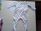 Nieuwstaat, wit kruippakje met fijne bloemetjes maat 86, Zo goed als nieuw, Pakje, Baby club, Verzenden