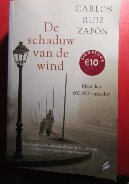 De schaduw van de wind  Carlos Ruiz Zafón, Livres, Romans, Comme neuf, Enlèvement ou Envoi