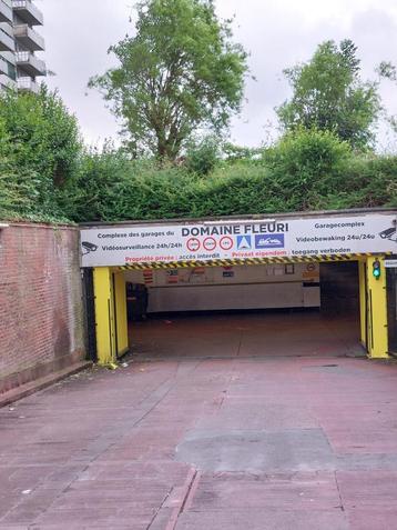 Garage/Box te huur beschikbaar voor biedingen