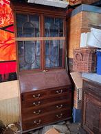 Secrétaire Ancien, Ophalen