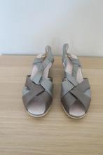 Sandales gris/taupe - Damart - M 40, Vêtements | Femmes, Chaussures, Gris, Enlèvement ou Envoi, Comme neuf, Damart